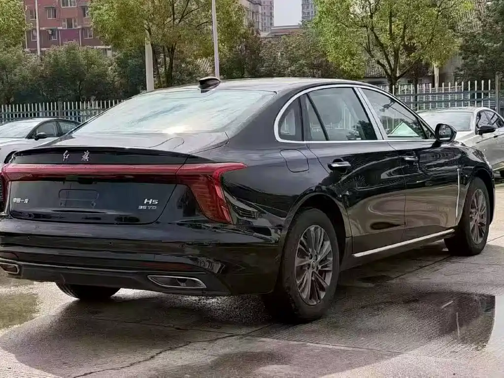Hongqi Hongqi H5 — миниатюра 7
