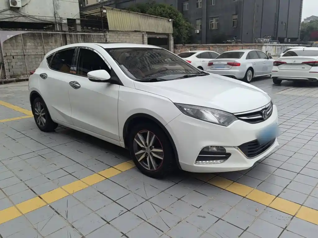 Changan Eado XT — миниатюра 4
