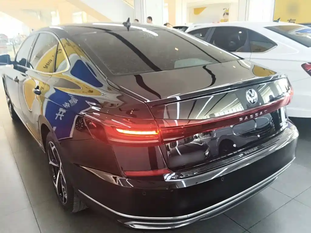 Volkswagen Passat — миниатюра 5