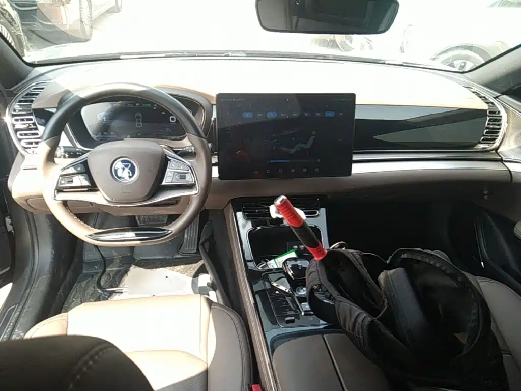 BYD Han — миниатюра 10
