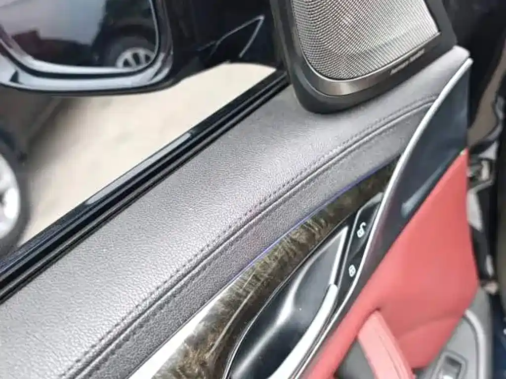 BMW 5 Series — миниатюра 7