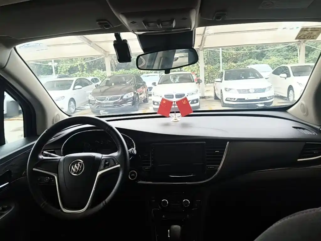 Buick Encore — миниатюра 10