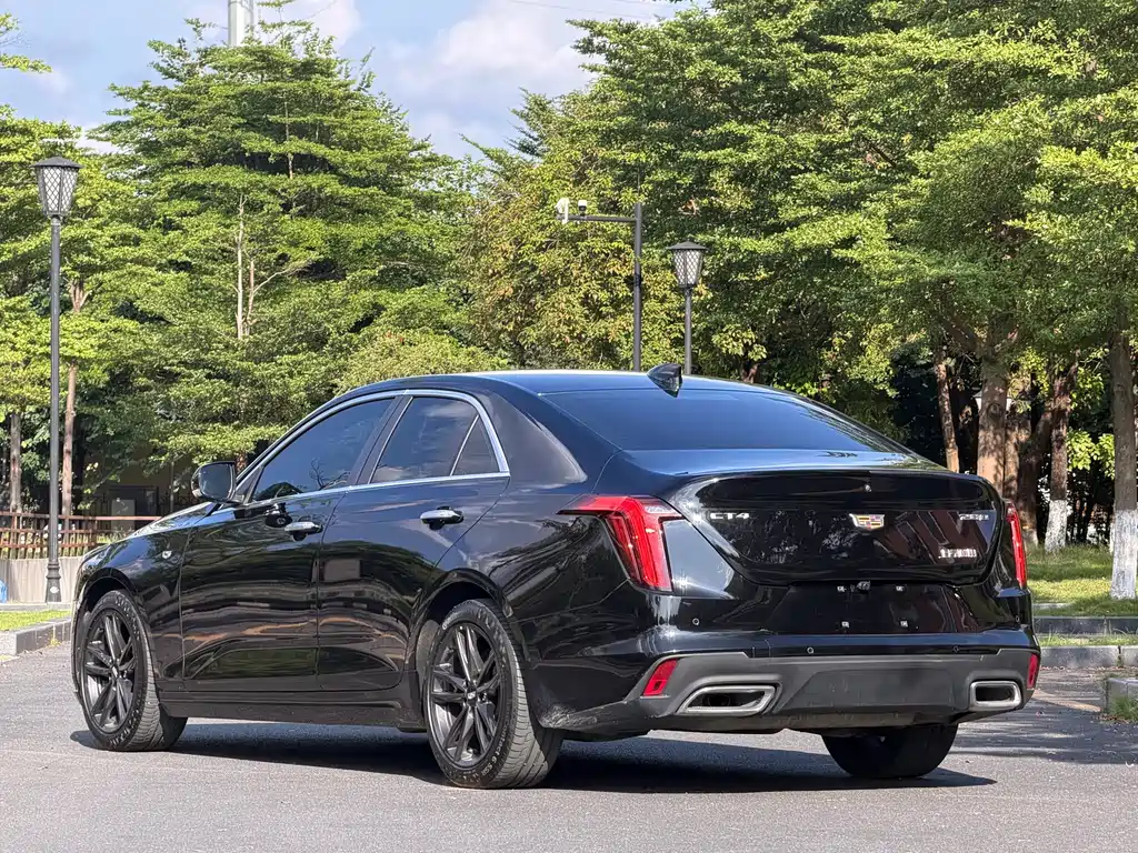 Cadillac CT4 — миниатюра 5