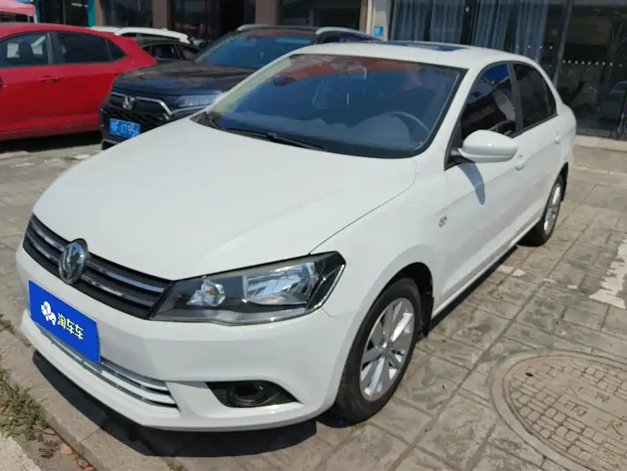 Volkswagen Jetta 2015 1.6L AT Comfort