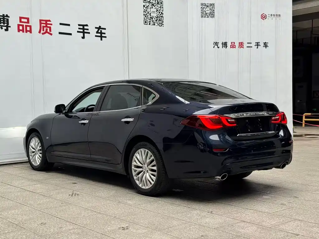 Infiniti Q70 Q70L 2.5L Delight Edition, фото 13