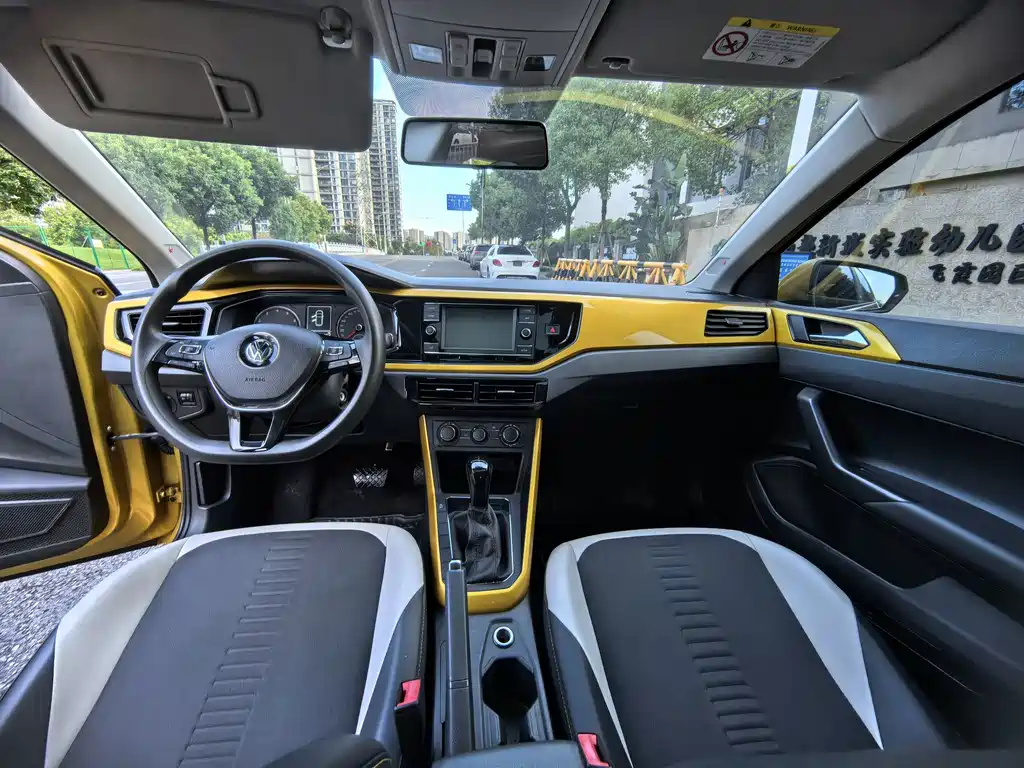 Volkswagen Polo — миниатюра 9