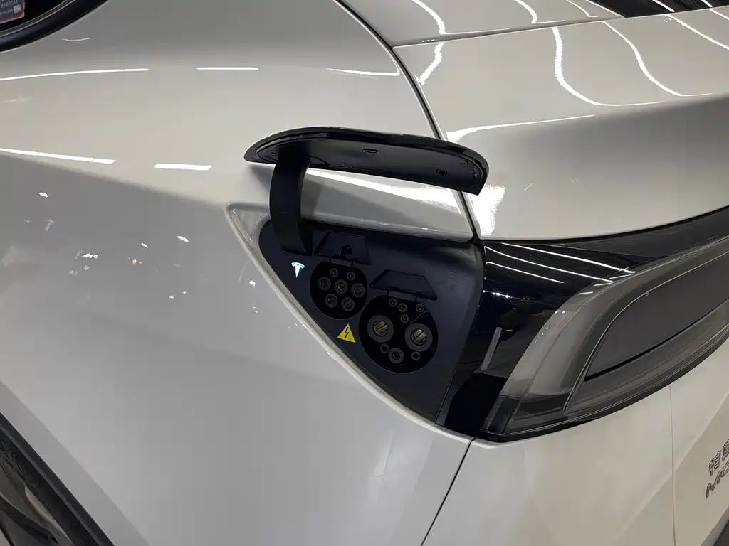 Tesla Model Y — миниатюра 31