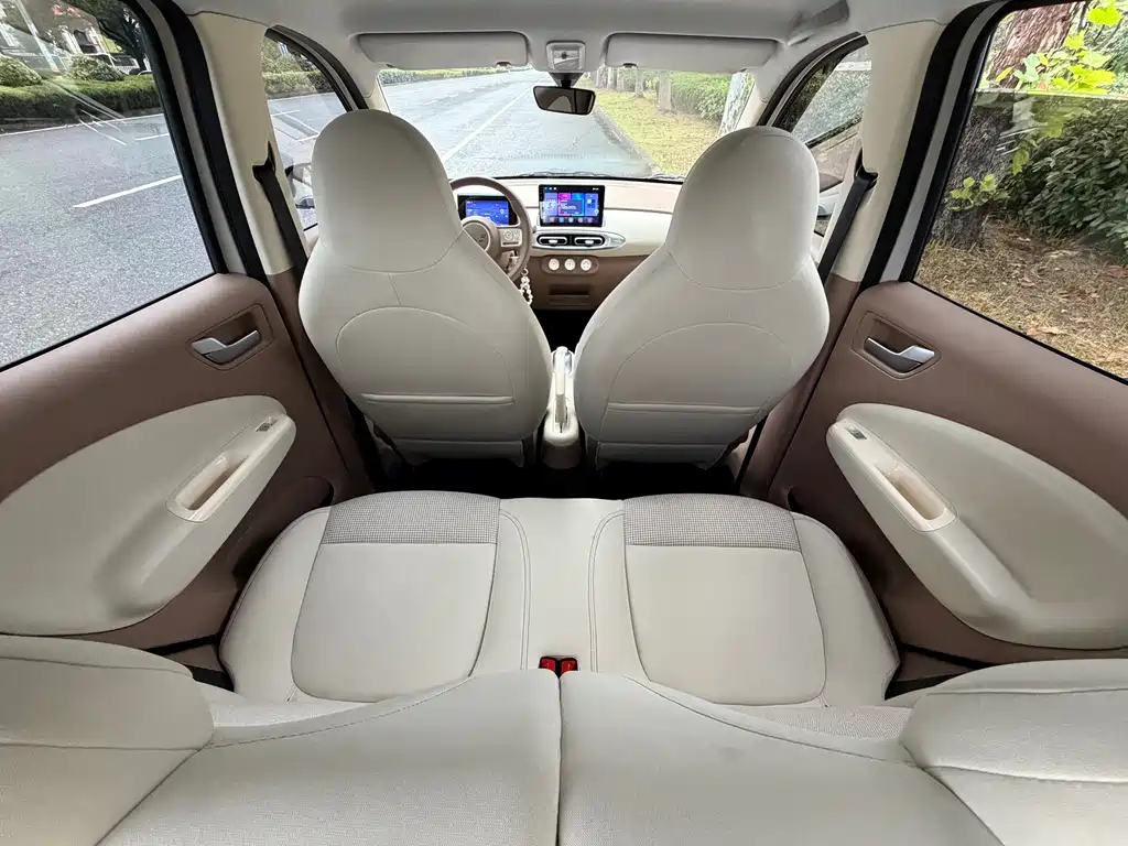 Wuling MINIEV — миниатюра 15
