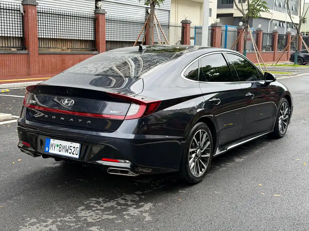 Hyundai Sonata — миниатюра 5