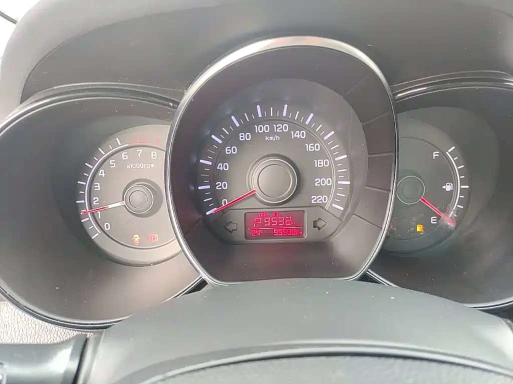 Kia K2 — миниатюра 12