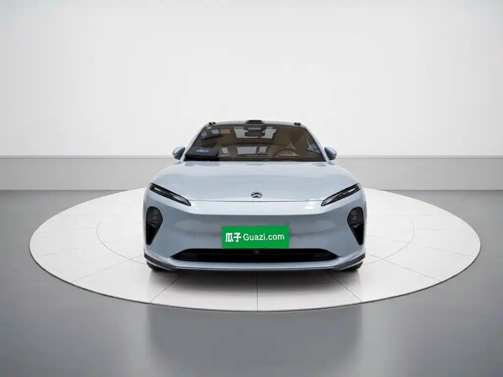 NIO ET5 — миниатюра 2