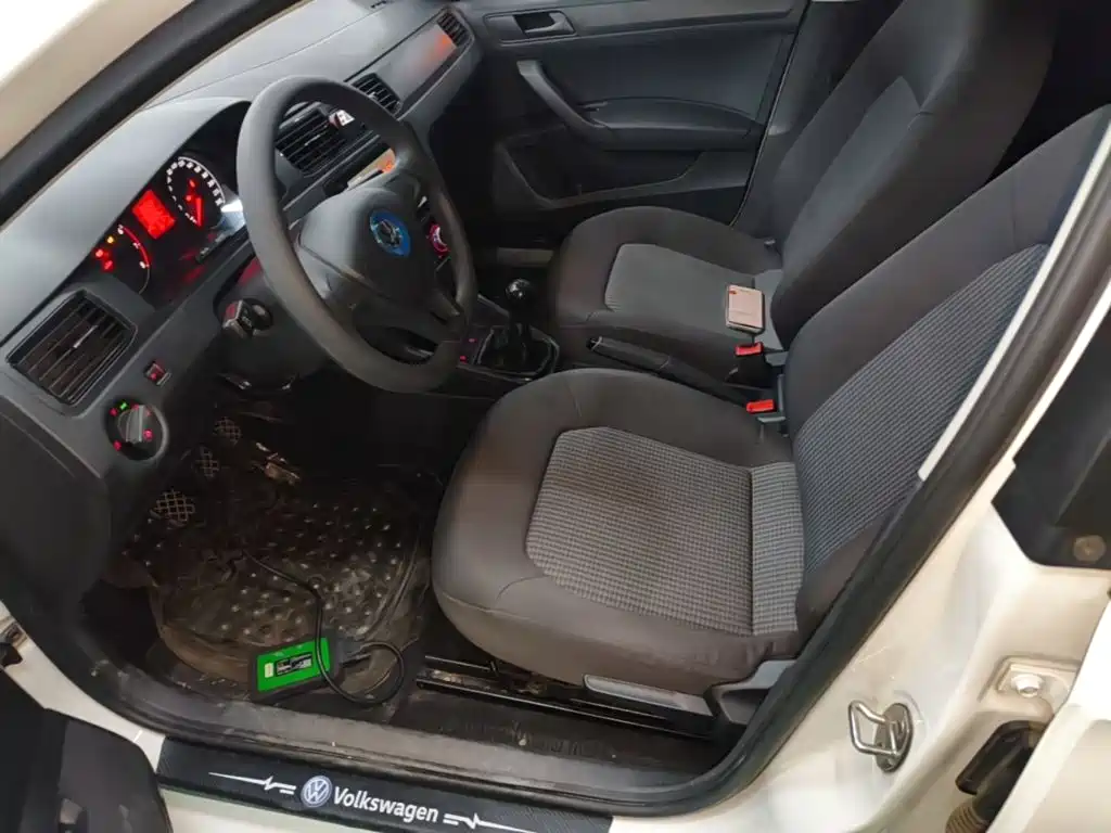 Volkswagen Santana — миниатюра 15