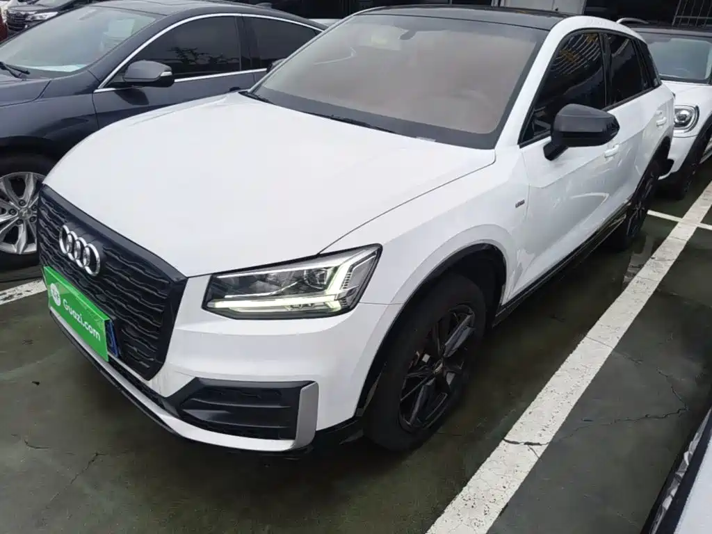 Audi Q2L