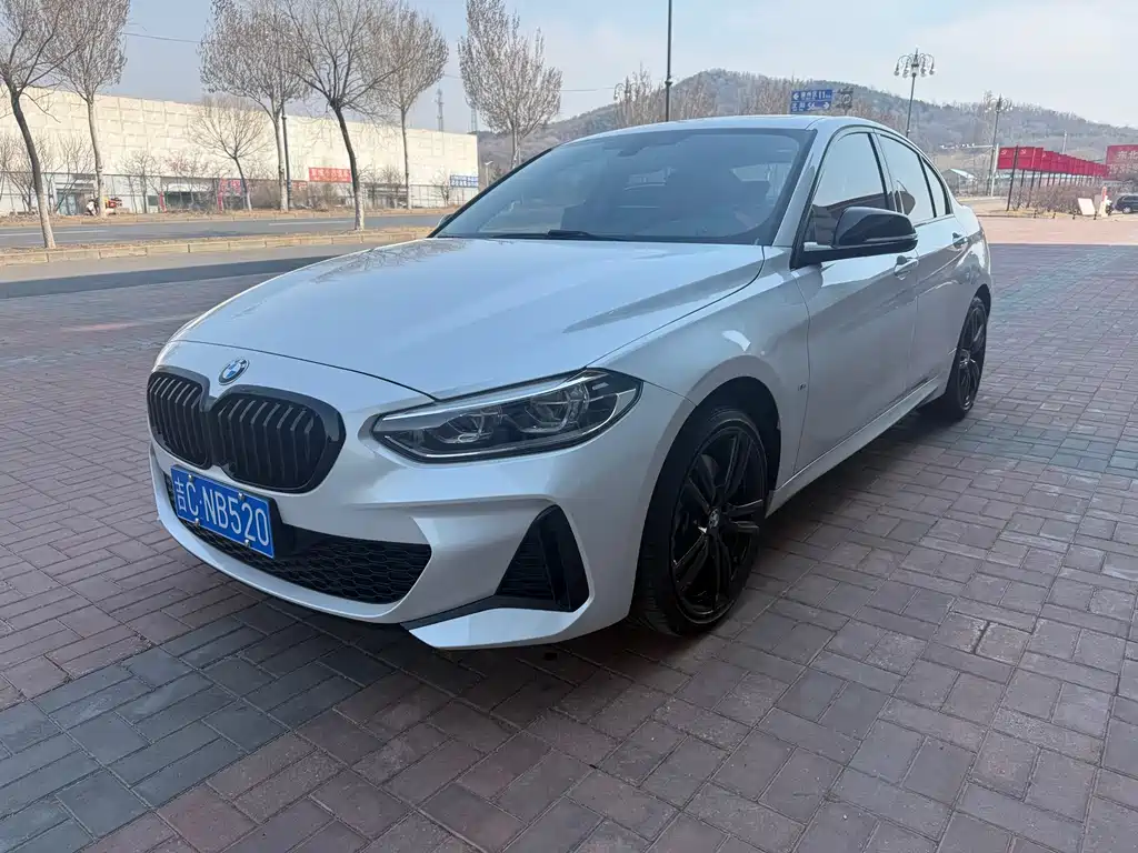 BMW 1 Series 2021