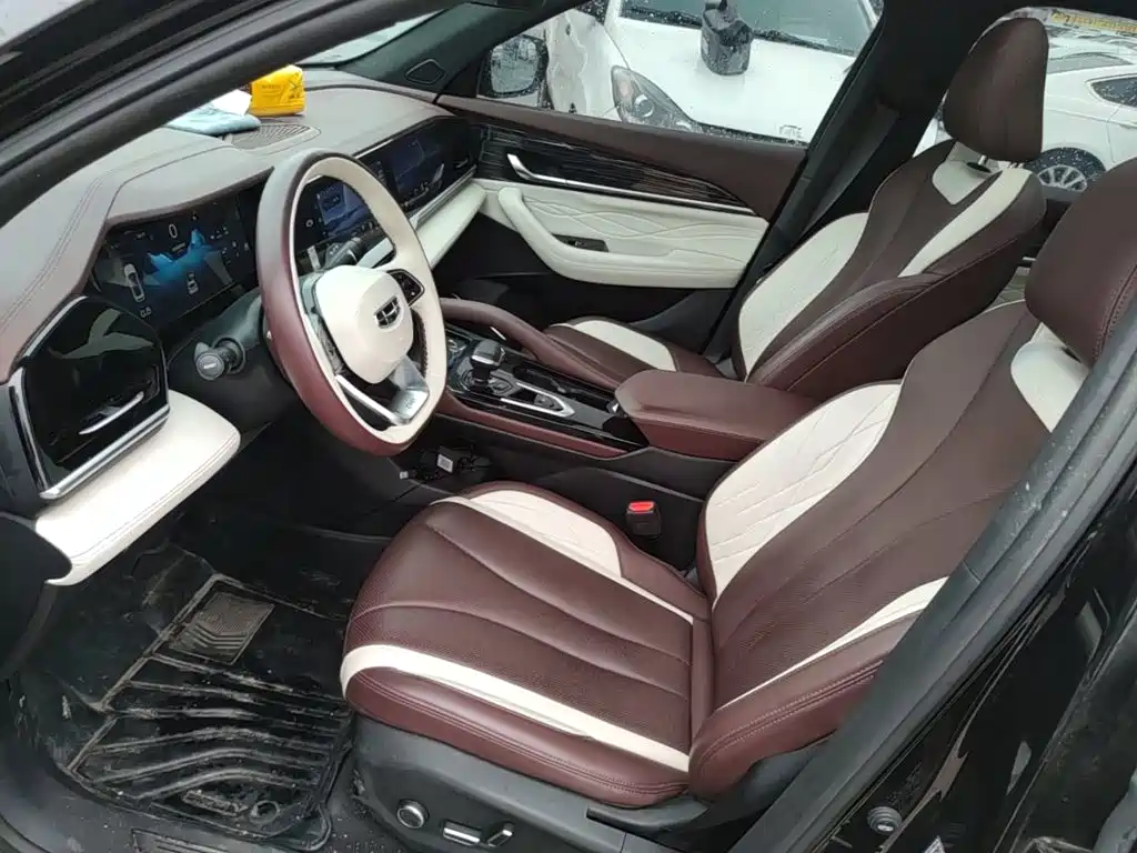 Geely Xingyue L — миниатюра 15