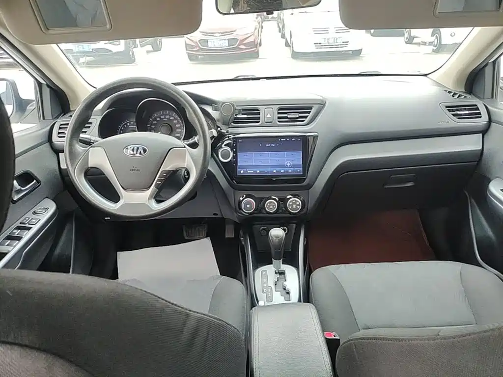 Kia K2 — миниатюра 10