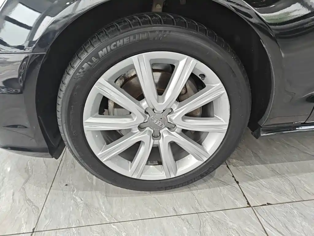Audi A6L — миниатюра 23