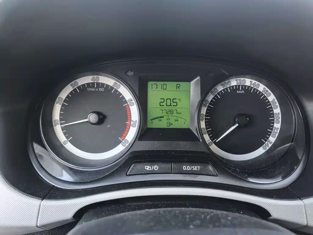 Skoda Fabia — миниатюра 7