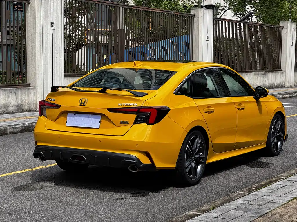 Honda Integra — миниатюра 9