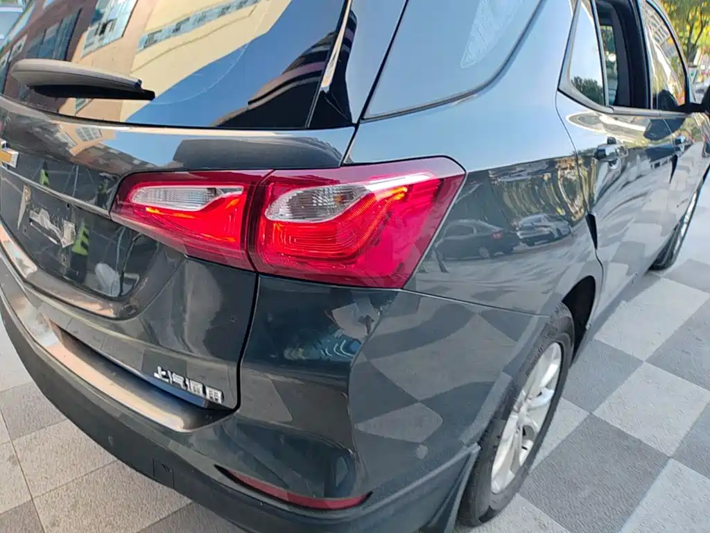 Chevrolet Equinox — миниатюра 8