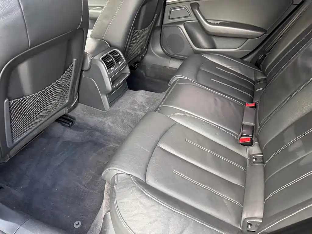 Audi A6L — миниатюра 32