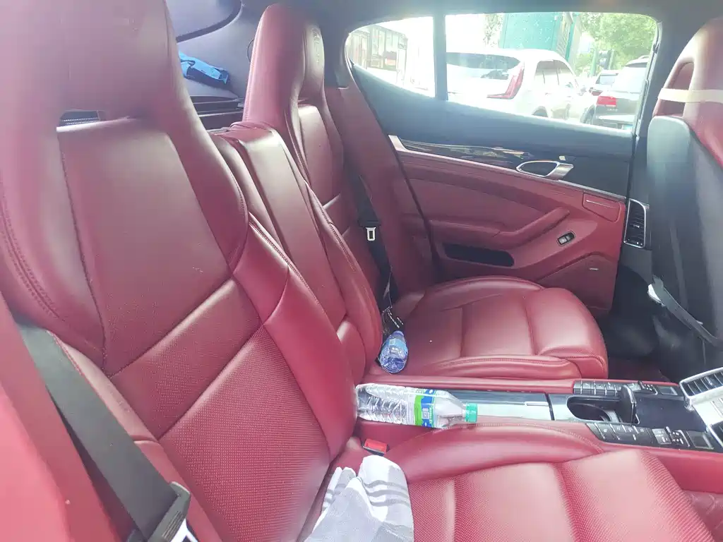 Porsche Panamera — миниатюра 10
