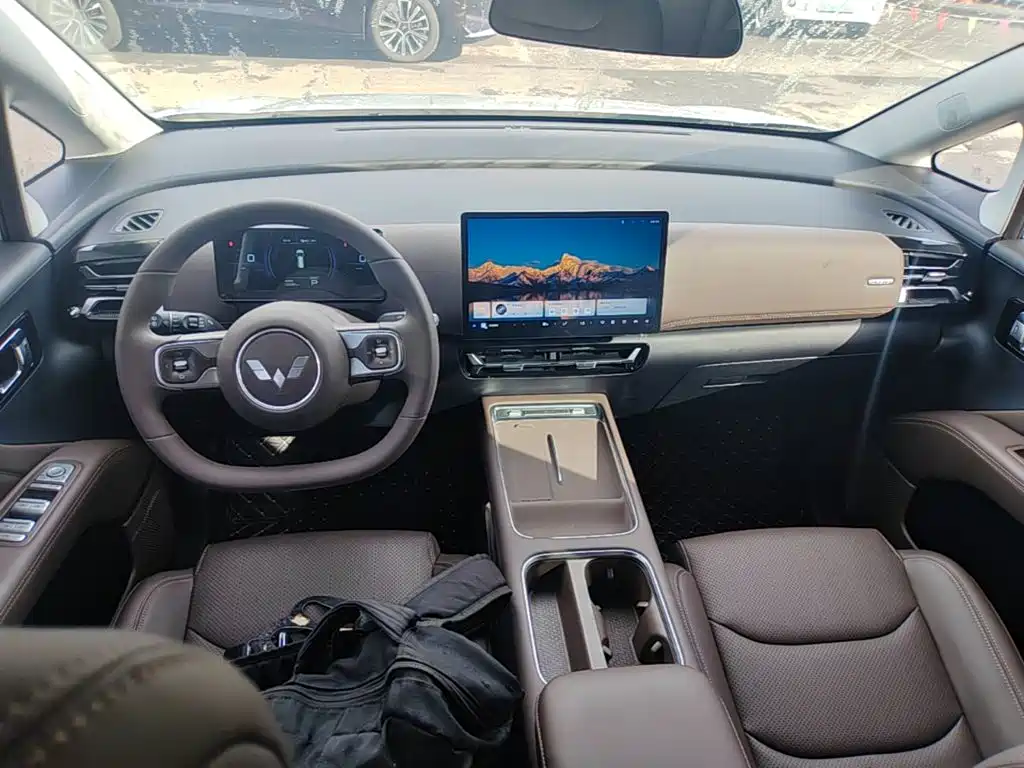 Wuling Xingguang 730 New Energy — миниатюра 10