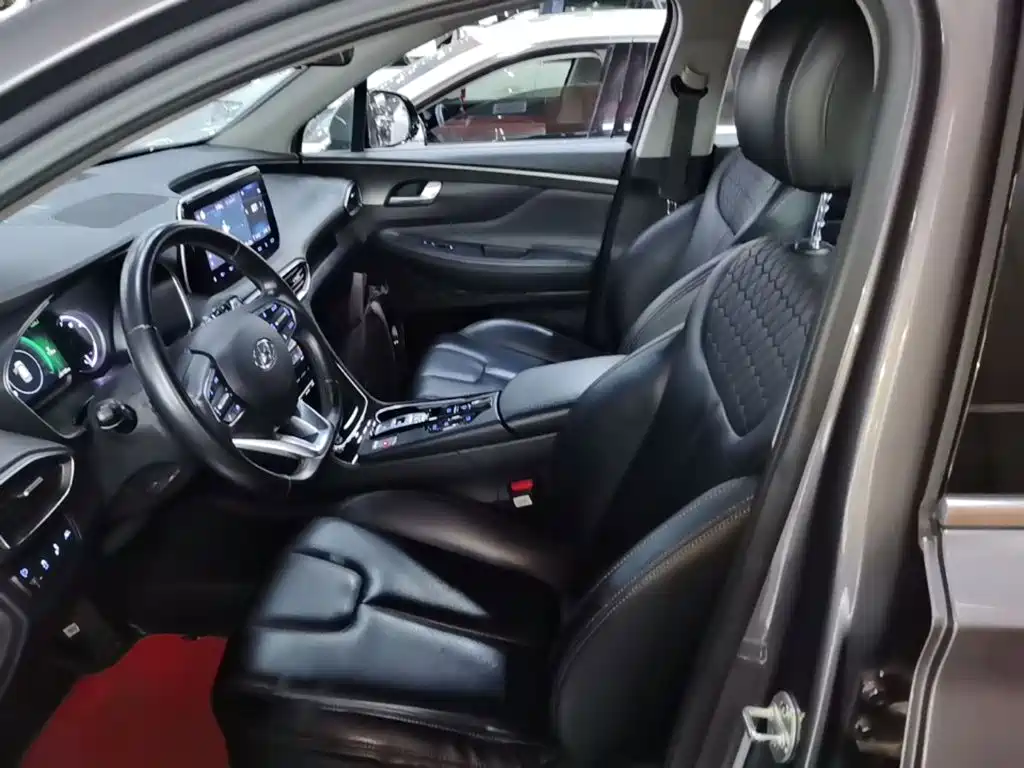 Hyundai Santa Fe — миниатюра 15