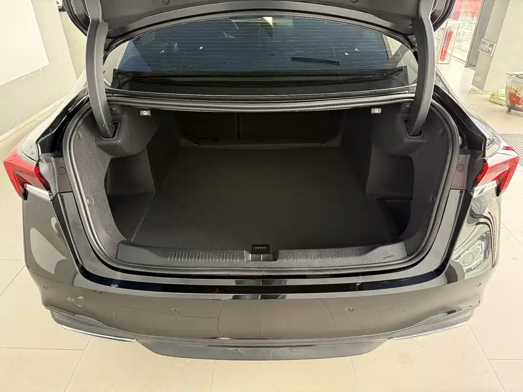 Buick LaCrosse — миниатюра 15