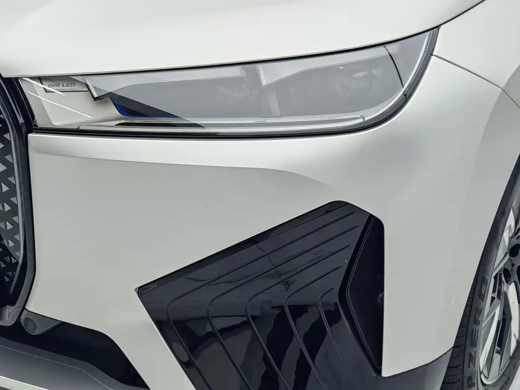 BMW iX — миниатюра 7