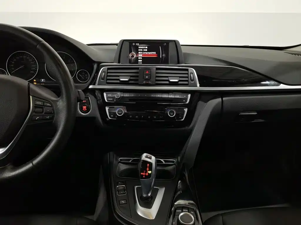 BMW 3 Series — миниатюра 12