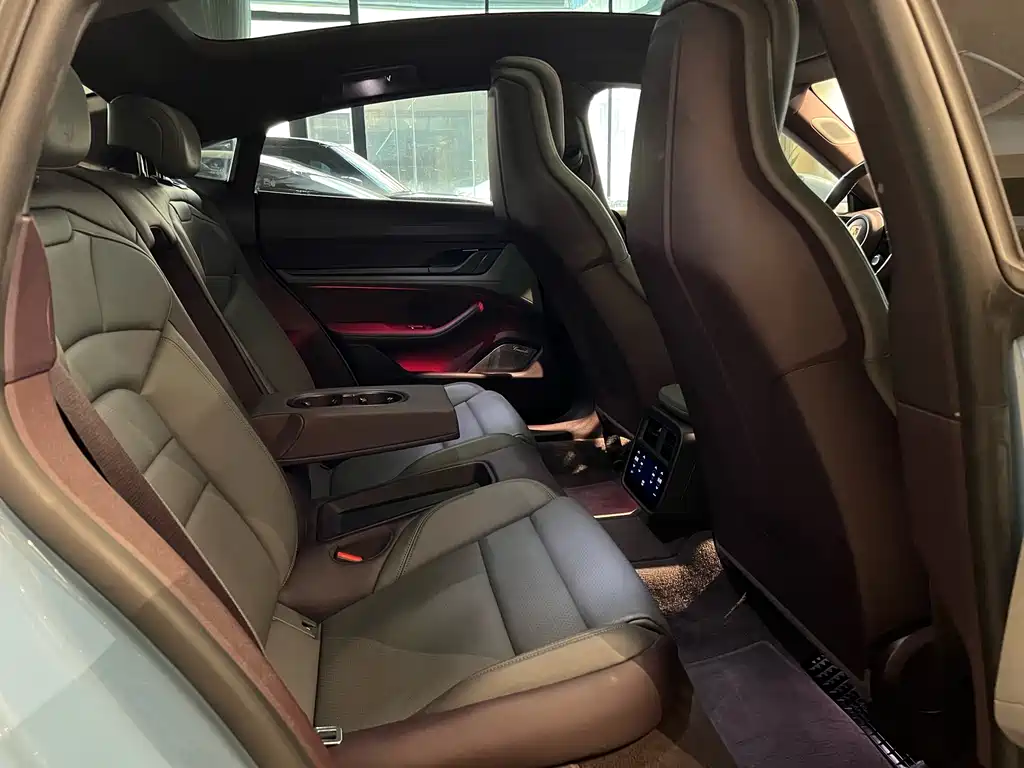 Porsche Taycan — миниатюра 35