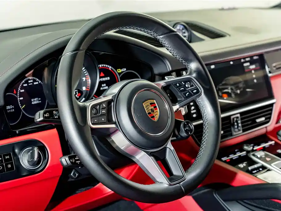 Porsche Cayenne Hybrid — миниатюра 11