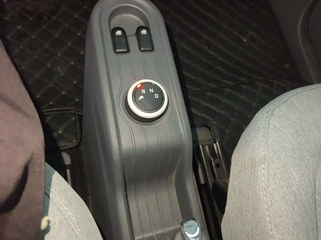 Wuling MINIEV — миниатюра 14