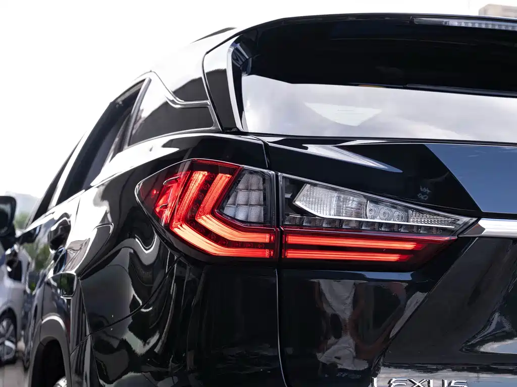 Lexus RX — миниатюра 7
