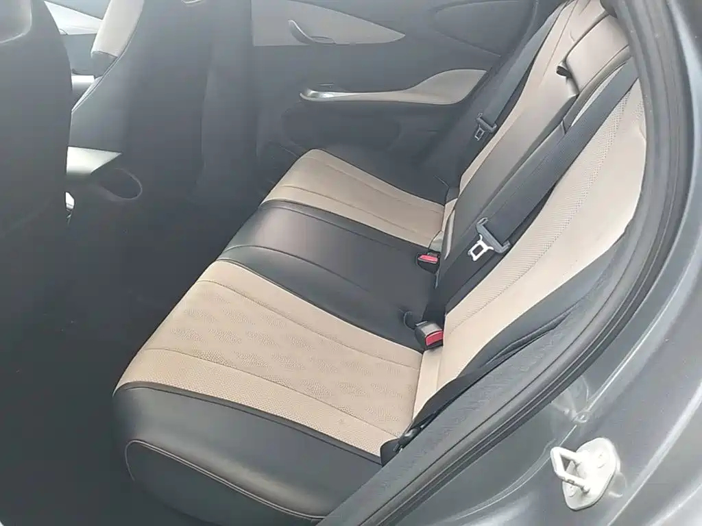 BYD Dolphin — миниатюра 17