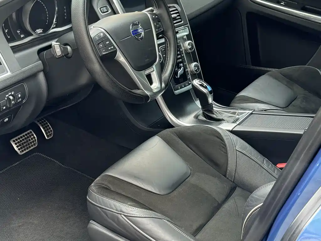 Volvo XC60 — миниатюра 8