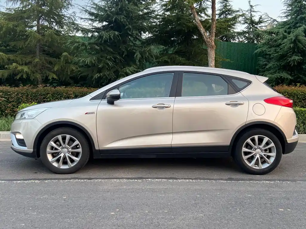 Geely Emgrand GS — миниатюра 17