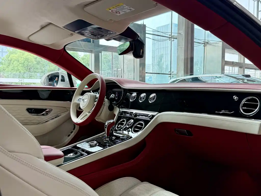 Bentley Continental PHEV — миниатюра 28