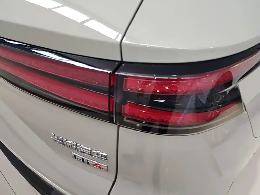 Haval Xiaolong MAX — миниатюра 8