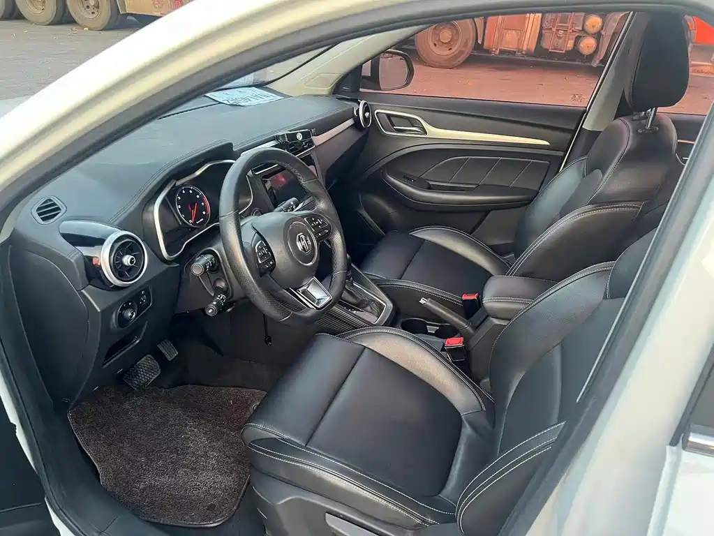 MG ZS — миниатюра 9
