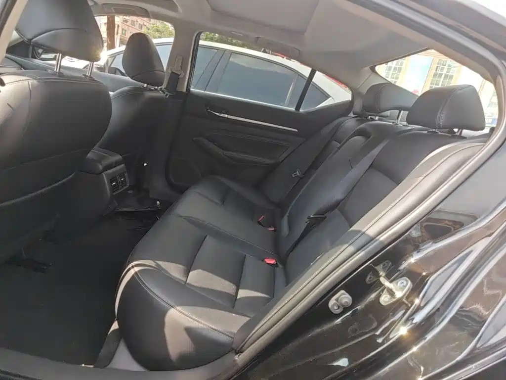 Nissan Teana — миниатюра 17