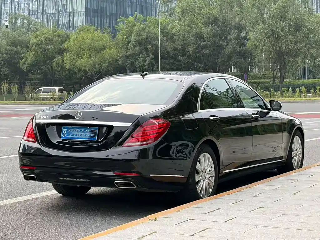 Mercedes-Benz S-Class — миниатюра 19