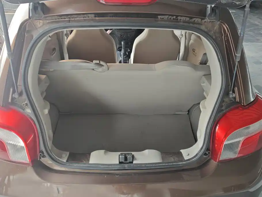 Venucia R30 — миниатюра 4