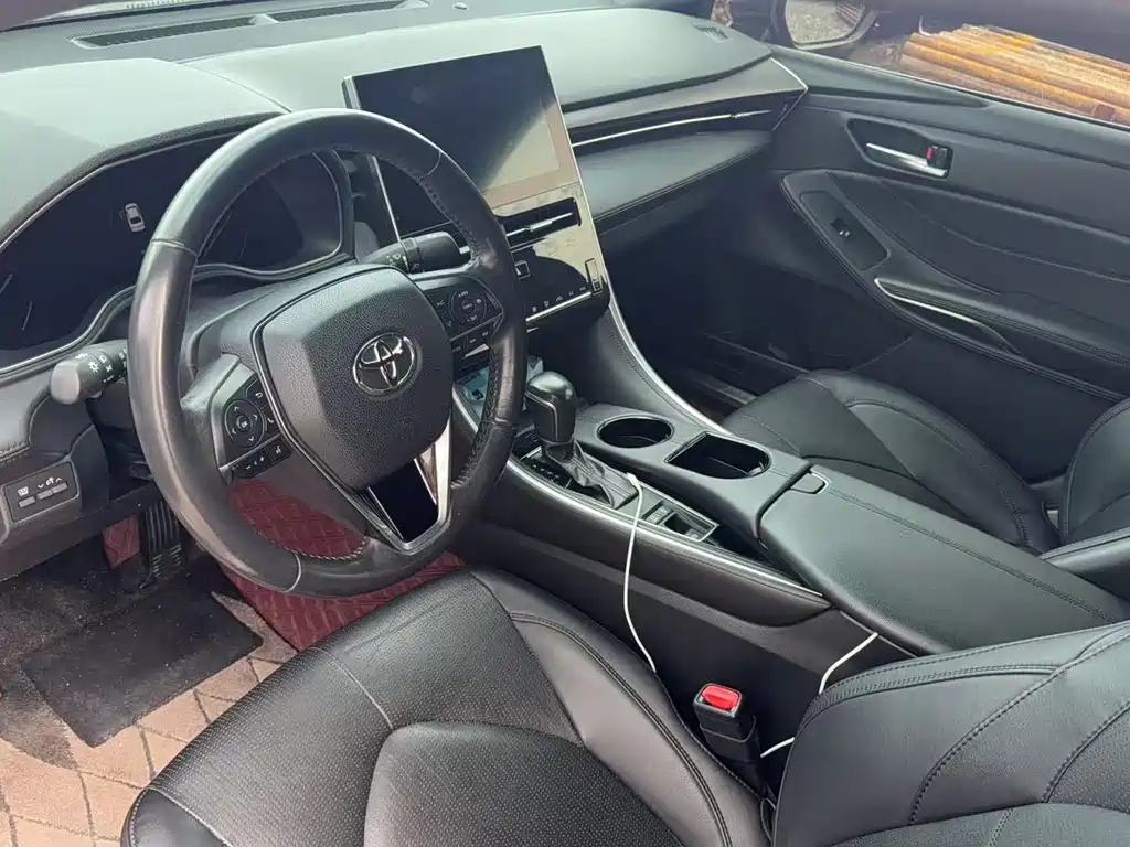 Toyota Avalon — миниатюра 2