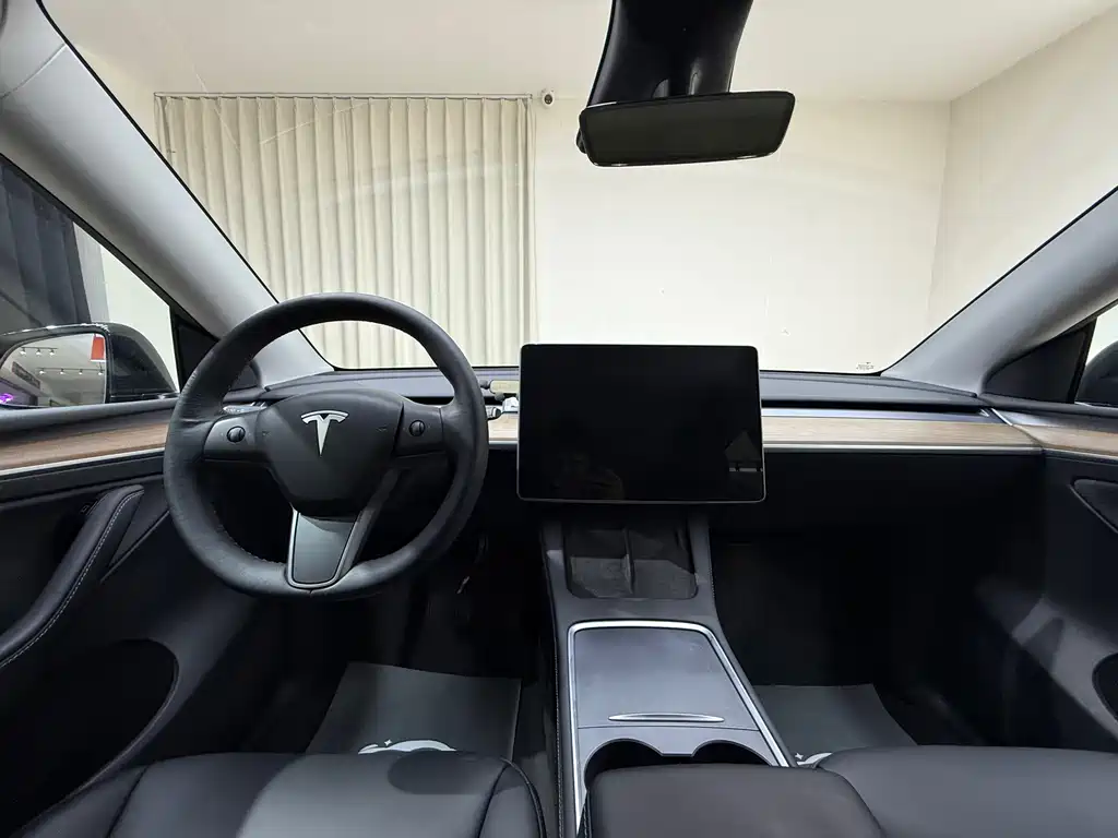 Tesla Model Y — фотографии объявления, Фото 26