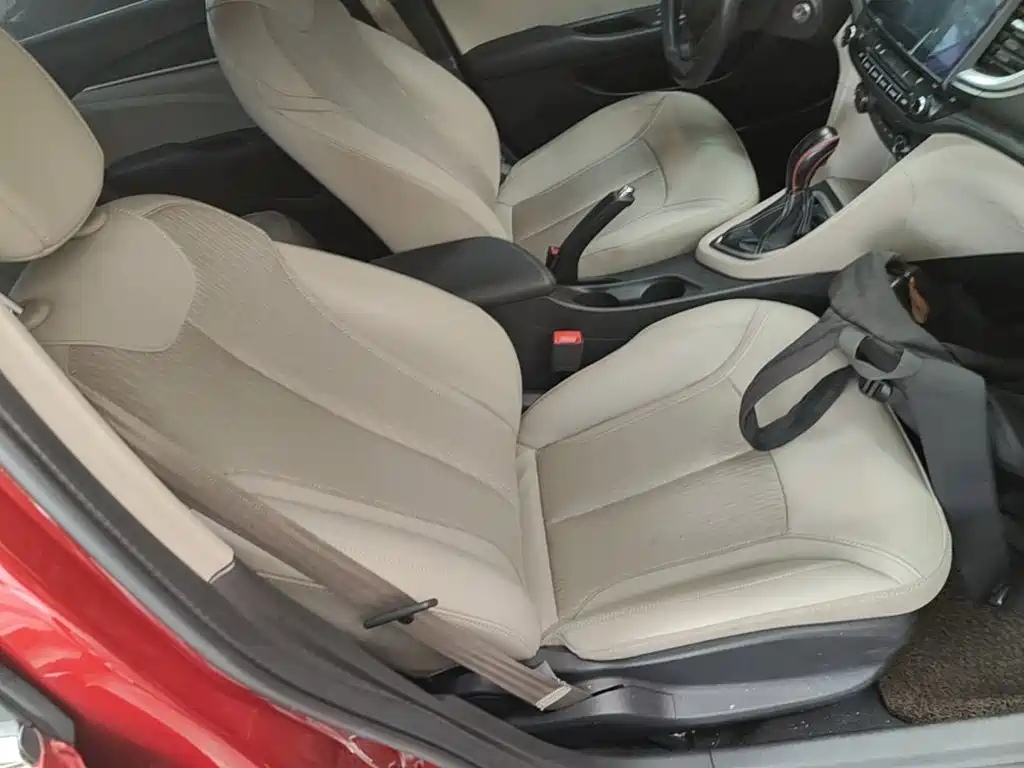 Buick Excelle — миниатюра 25
