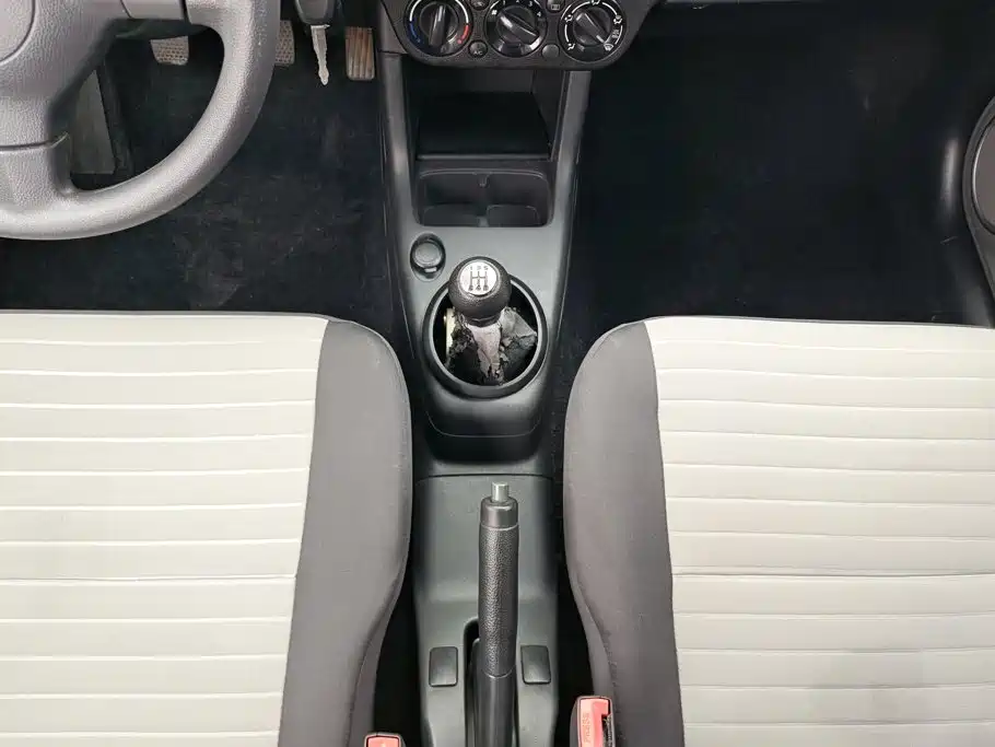 Suzuki Swift — миниатюра 16