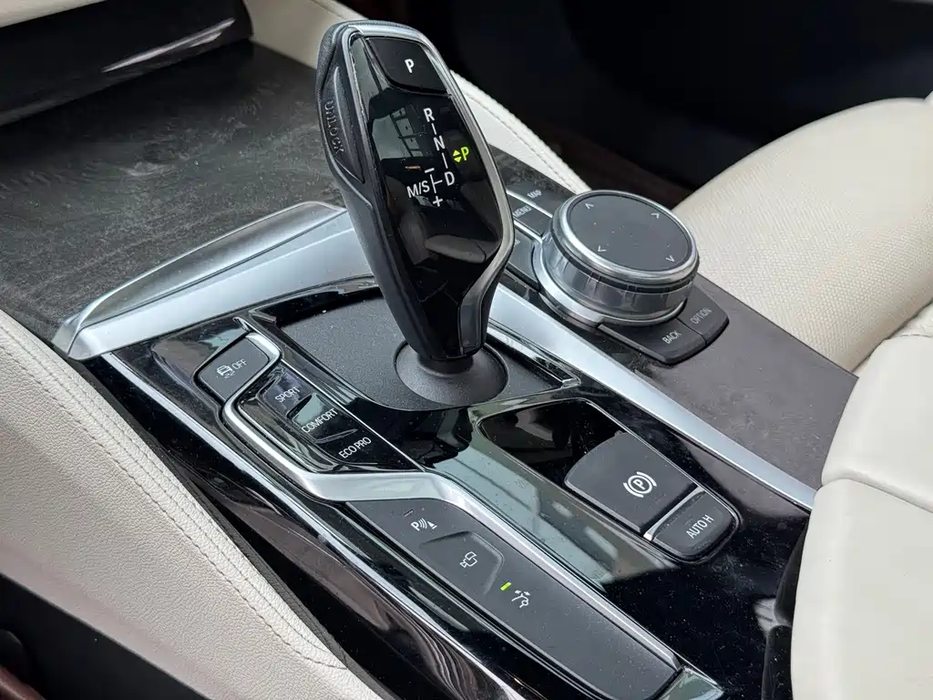 BMW 6 Series GT — миниатюра 20