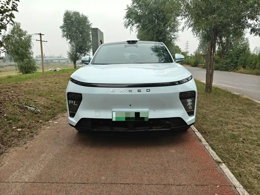 Exeed Xingjiyuan ET — миниатюра 2